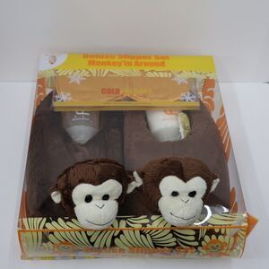 SpaLife/Spa Sister Deluxe Monkey Spa Gift Set – Plush Monkey Slippers + Bath 1Sz